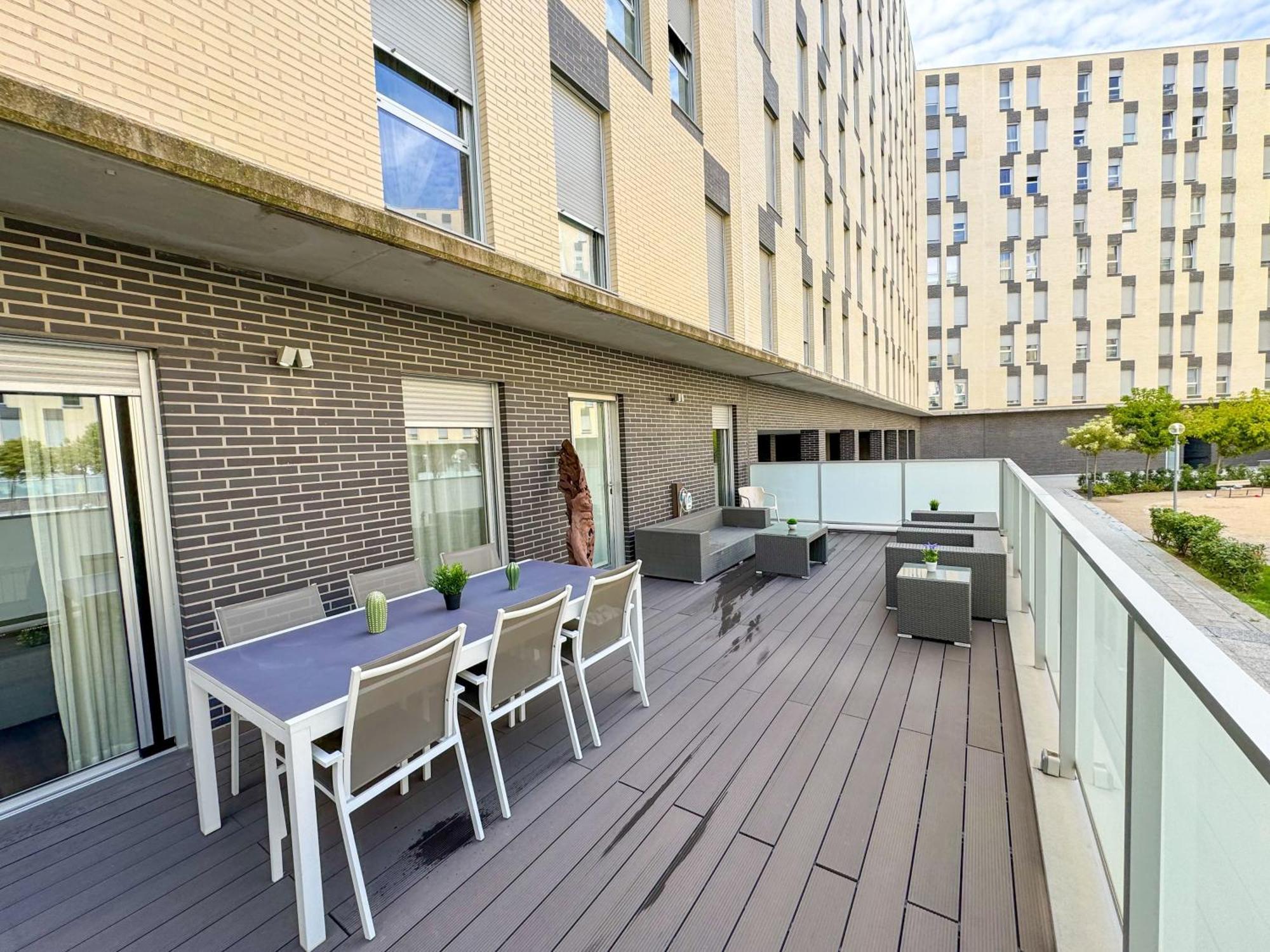 El Olivo Del Pilar Turistea Appartement Zaragoza Buitenkant foto